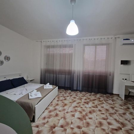 Tollo Cosy Corner Bed & Breakfast エクステリア 写真