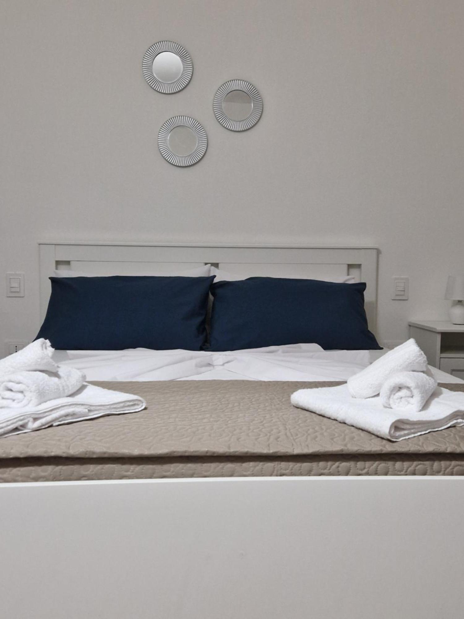 Tollo Cosy Corner Bed & Breakfast エクステリア 写真